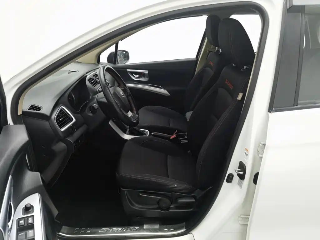 Suzuki SX4 S-Cross 2017 2015 1.6L CVT 2WD Progressive