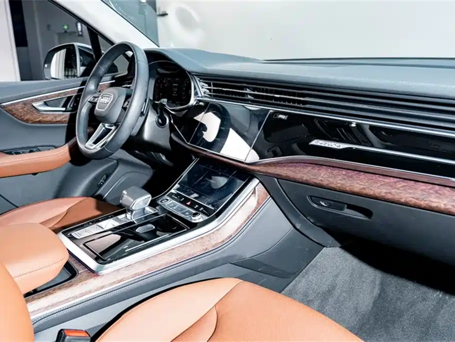 Audi Q7 2023 45 TFSI quattro S line Sport фото 18