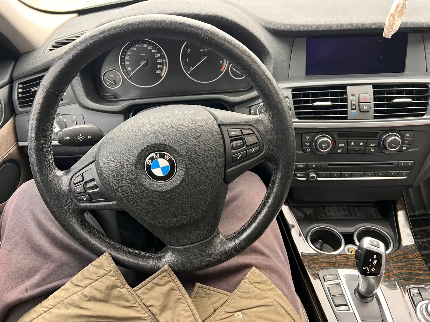 BMW X3 (Import) 2013 Facelift xDrive20i Luxury фото 12