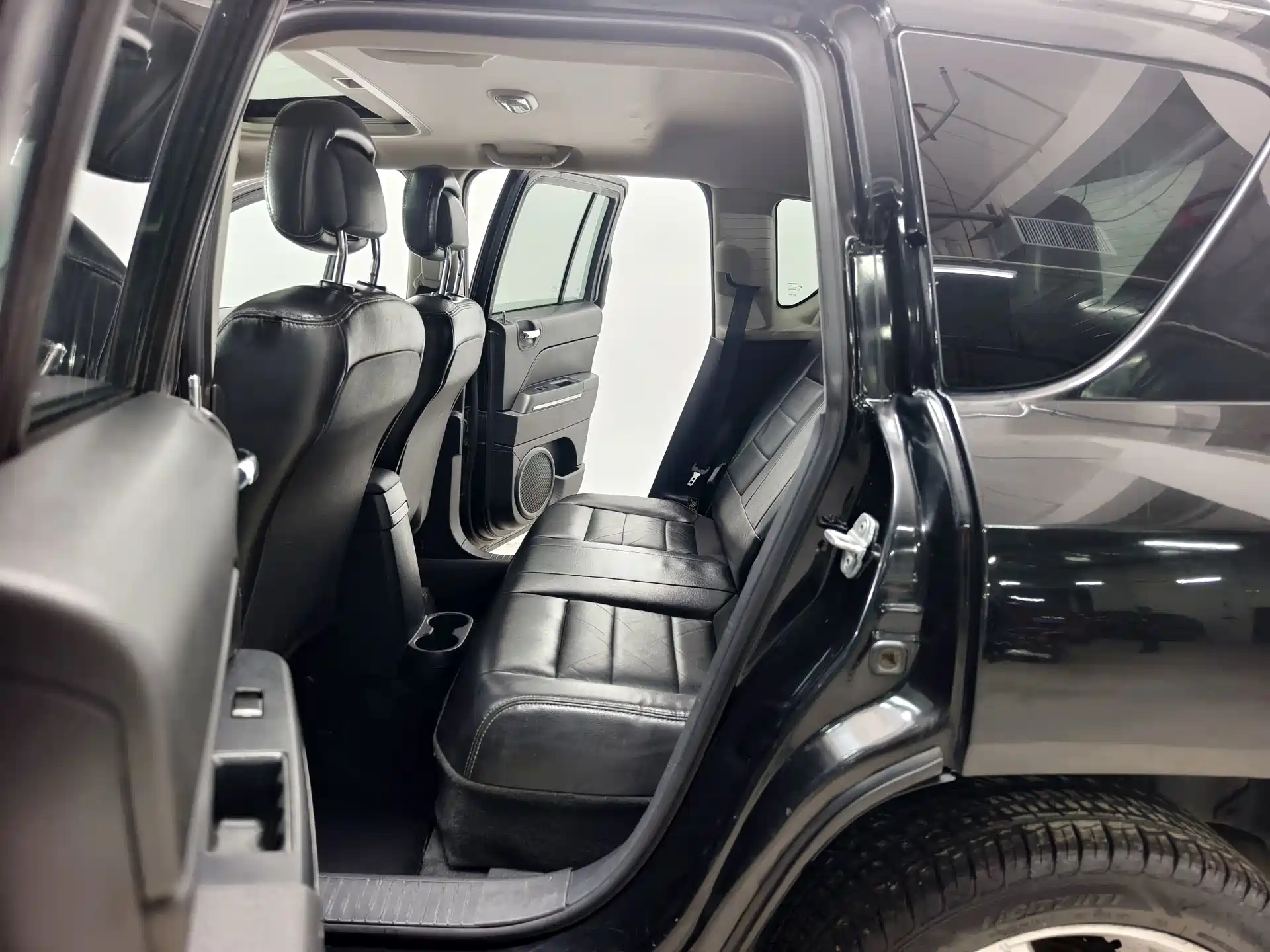 Фото 13 - Jeep Compass (Import)