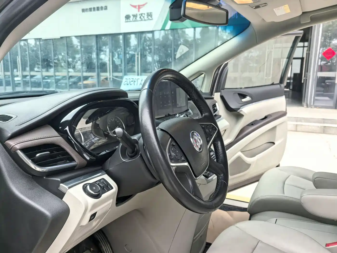Buick GL8 2020 Model Land Business Class 652T Luxury фото 14
