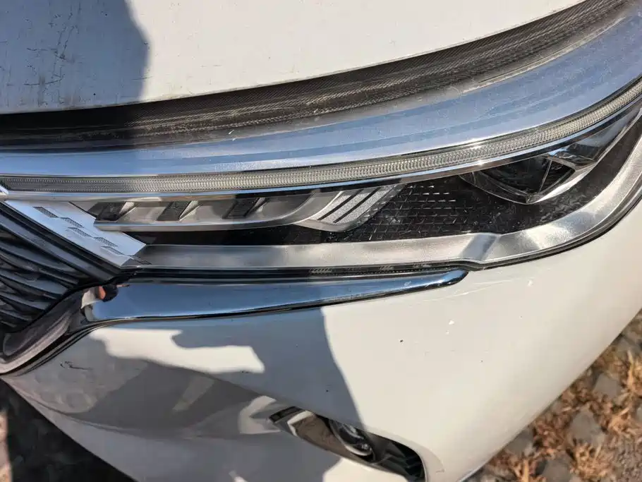 Photo 5 - Haval M6