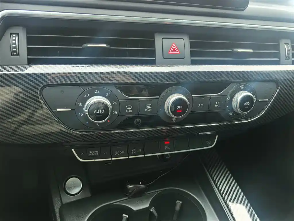 Audi A4L 2019 40 TFSI Progressive (China VI) фото 8