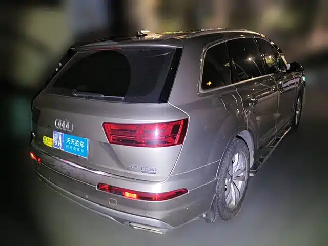 Audi Q7 2016 40 TFSI Comfort — фото 2