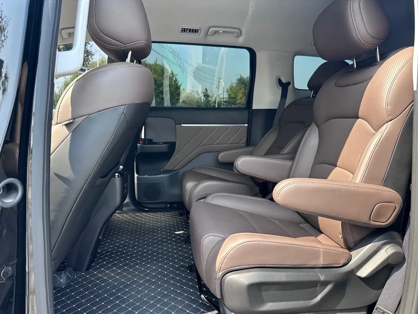 Wuling Motors Xingguang 730 New Energy 2026 2025 Model Plug-in Hybrid Base Version