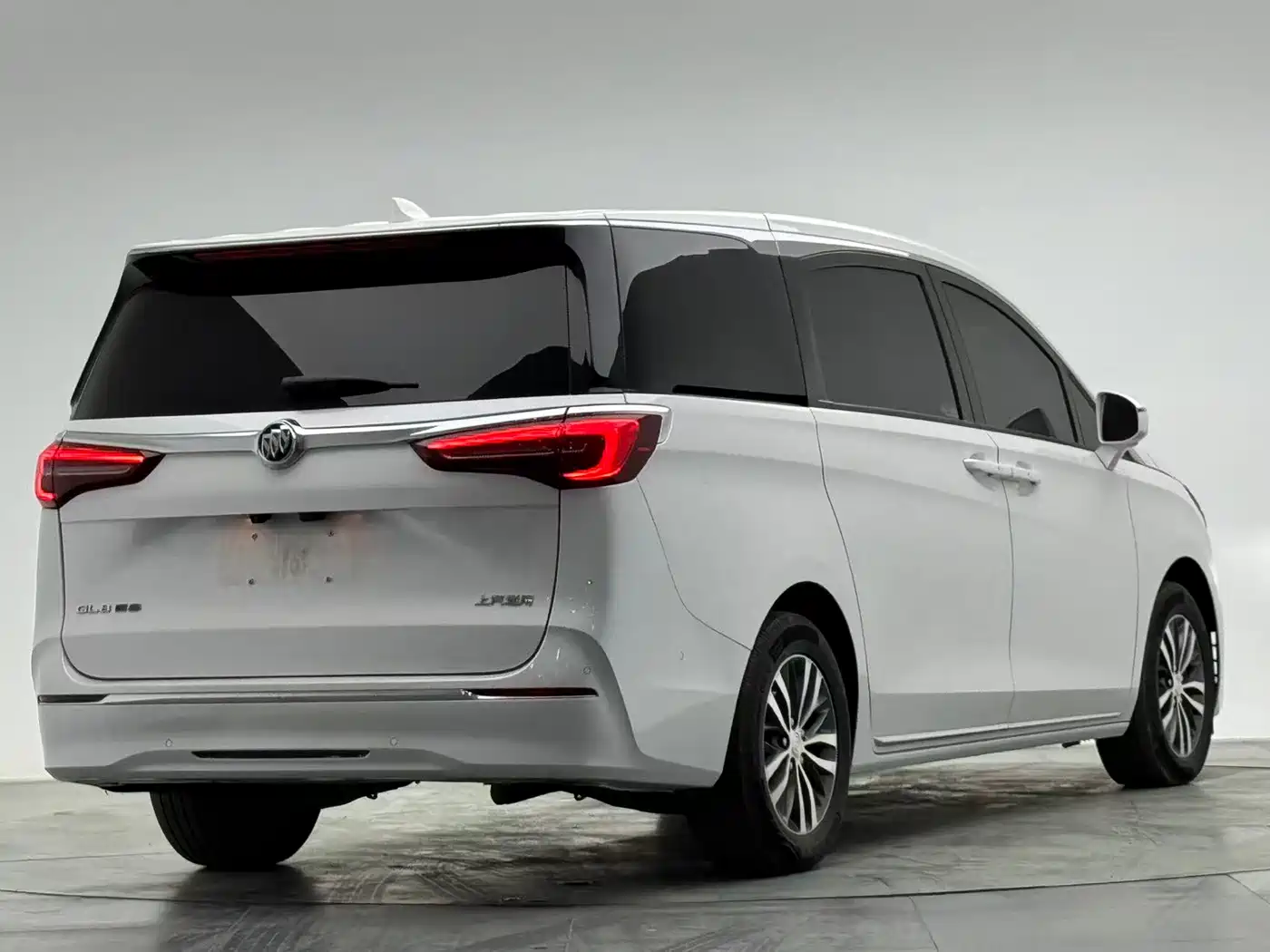 Buick GL8 2023 ES Landmaster Exclusive Harmony Edition фото 7