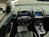 Фото 11 - Ford Edge