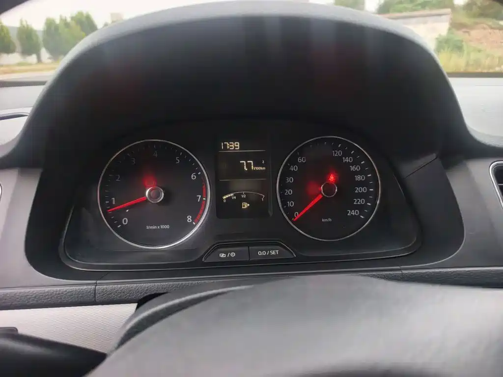صورة 4 - Volkswagen Lavida Tour