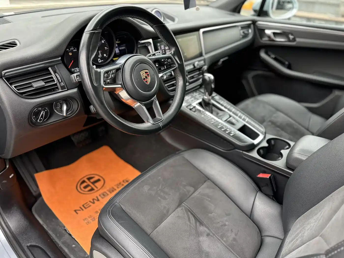 Porsche Macan 2018 Macan 2.0T фото 6
