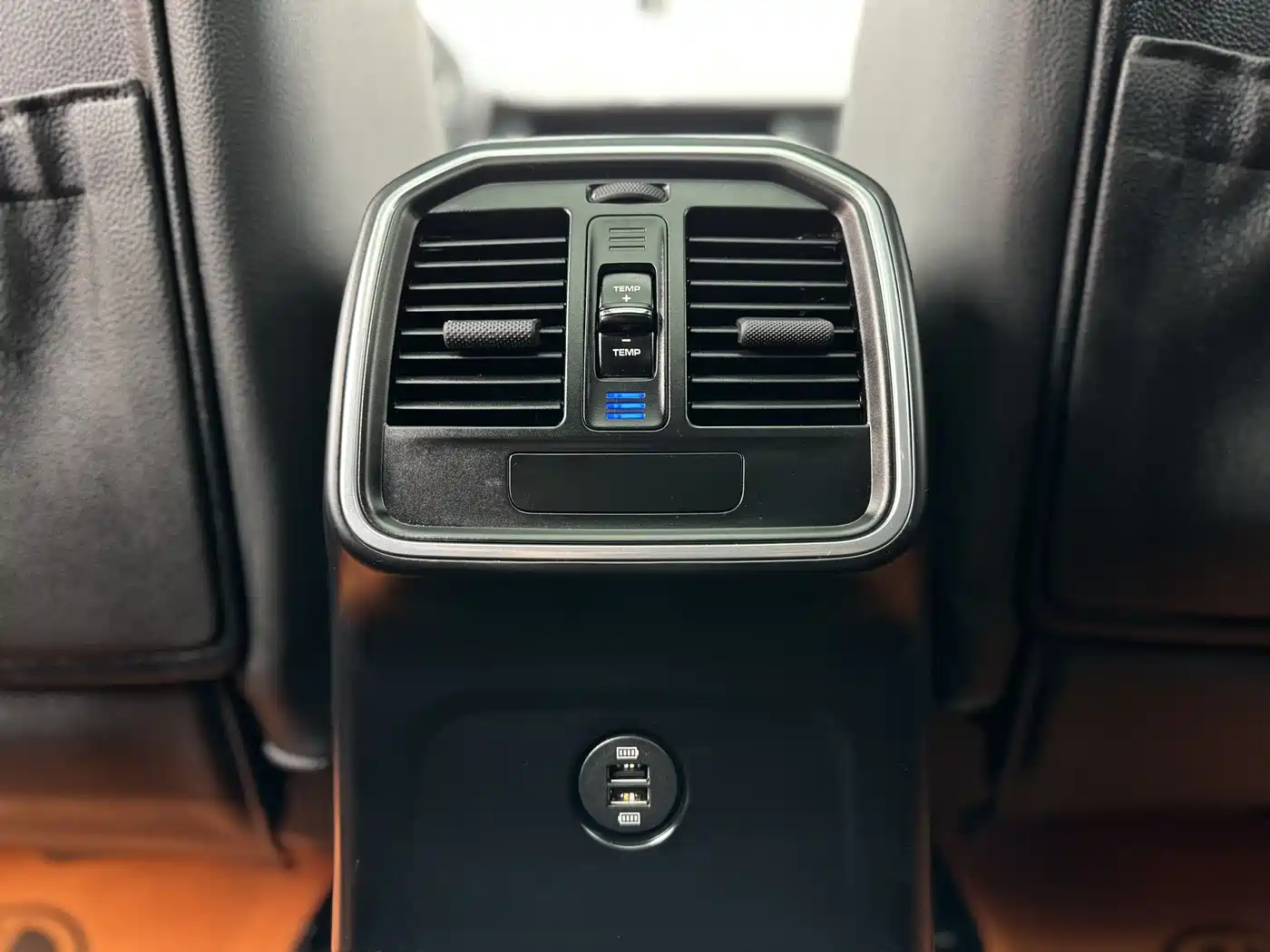 Porsche Macan 2018 Macan 2.0T фото 12