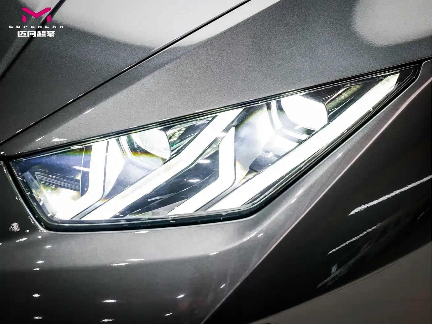 LAMBORGHINI HURACÁN