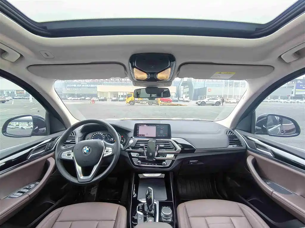 BMW X3 2018 xDrive25i Luxury Package China VI фото 15