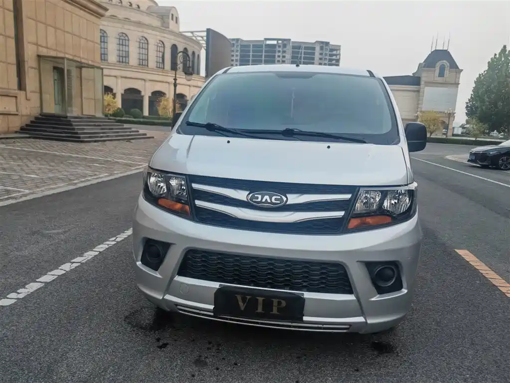 JAC Refine M3 2020 2019 1.8L 5-Seat Express Version