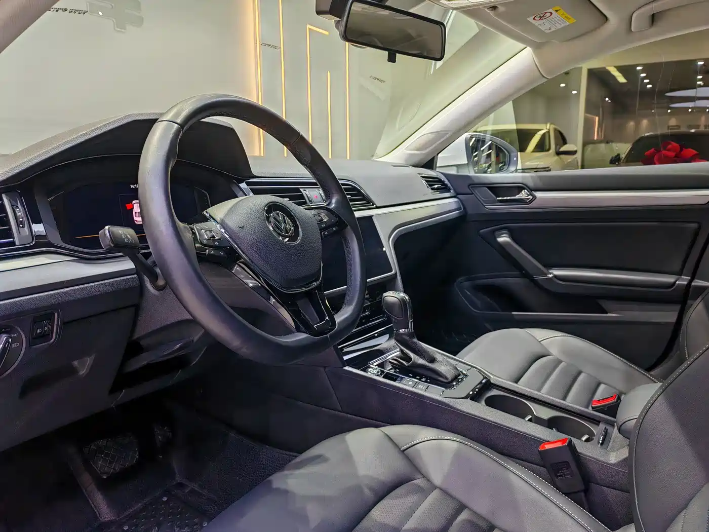 Volkswagen Lamando 2021 Facelift 280TSI DSG Comfort Edition фото 5