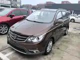 Фото 2 - Baojun 730