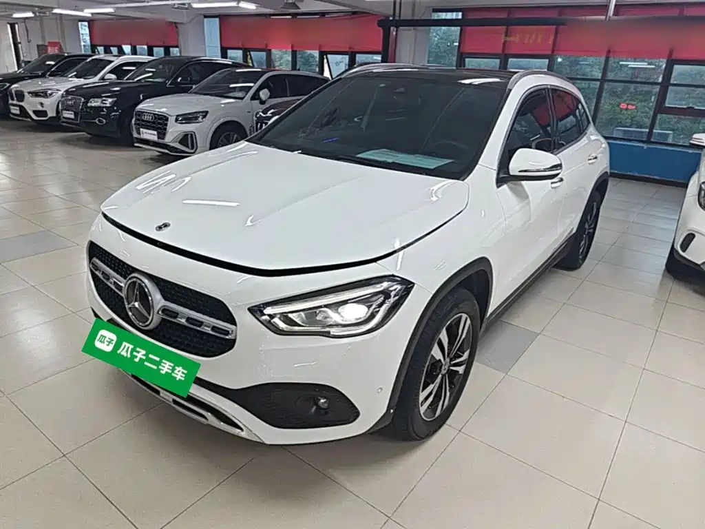 Mercedes-Benz GLA 2023 2023 GLA 220