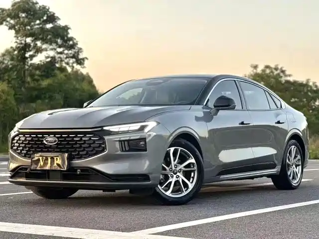 Ford Mondeo 2025