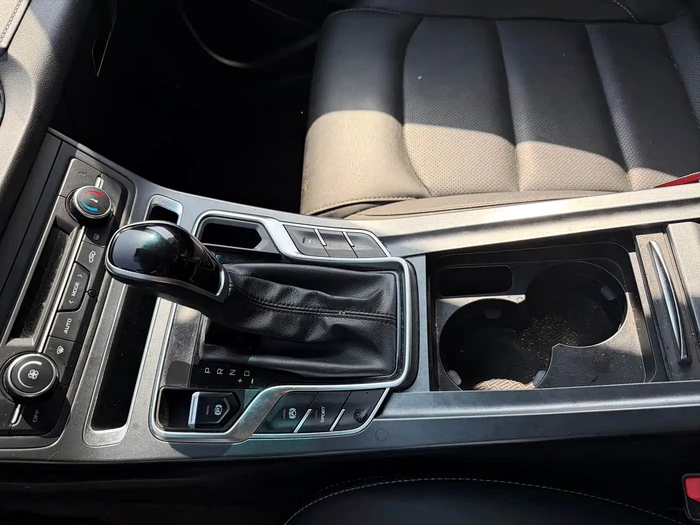 GEELY AUTOMOBILE EMGRAND