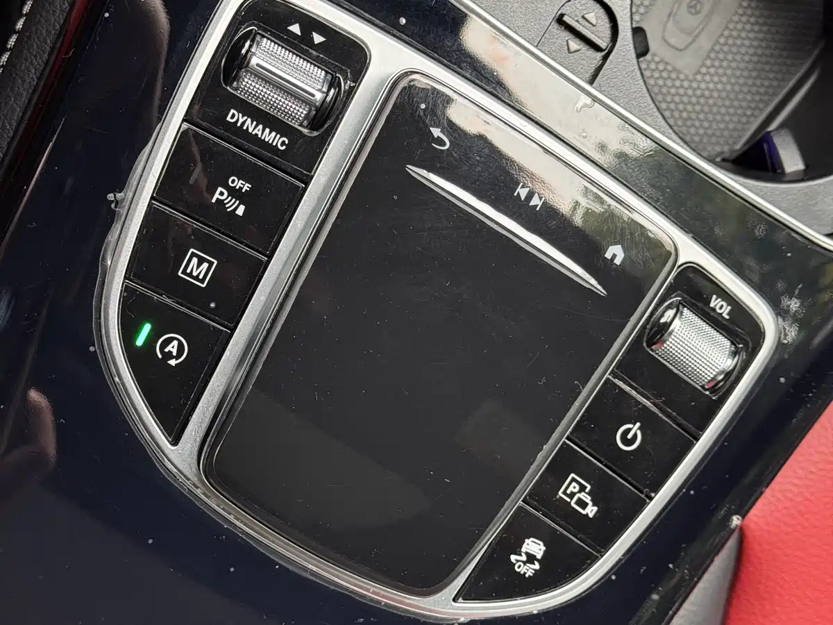 Mercedes-Benz GLC 2020 Facelift GLC 300 L 4MATIC Dynamic фото 14