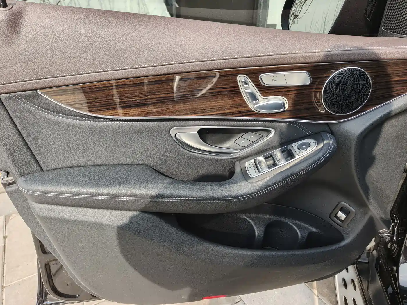 Mercedes-Benz GLC 2017 GLC 260 4MATIC Luxury фото 18