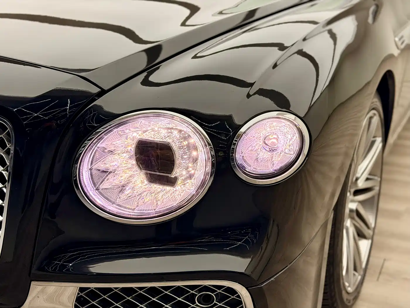 Bentley Flying Spur 2010 Speed China 6.0T фото 5