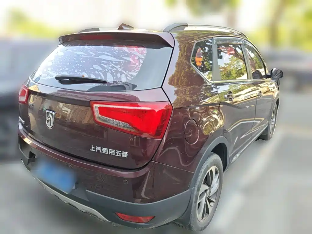 Фото 10 - Baojun 560