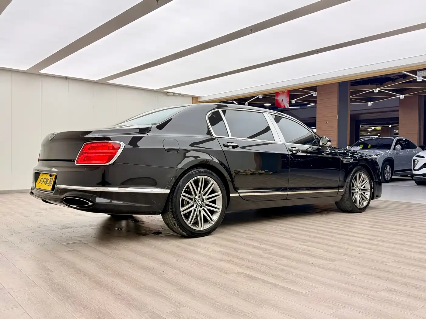 Bentley Flying Spur 2010 Speed China 6.0T фото 7