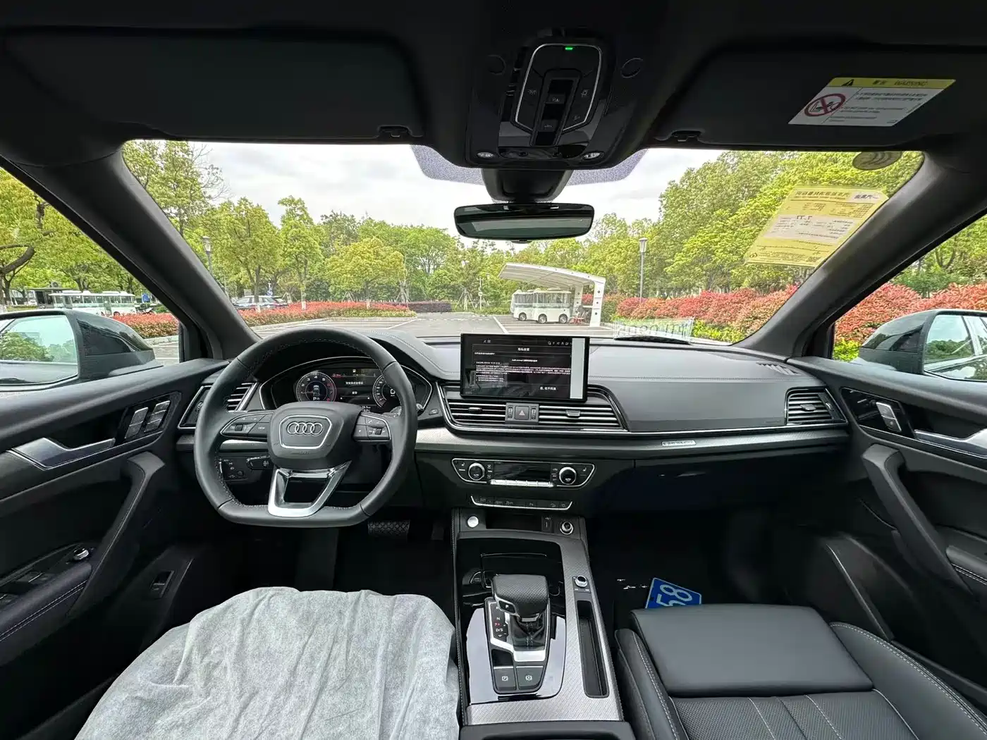 Audi Q5L 2025 40 TFSI Luxury Dynamic фото 14