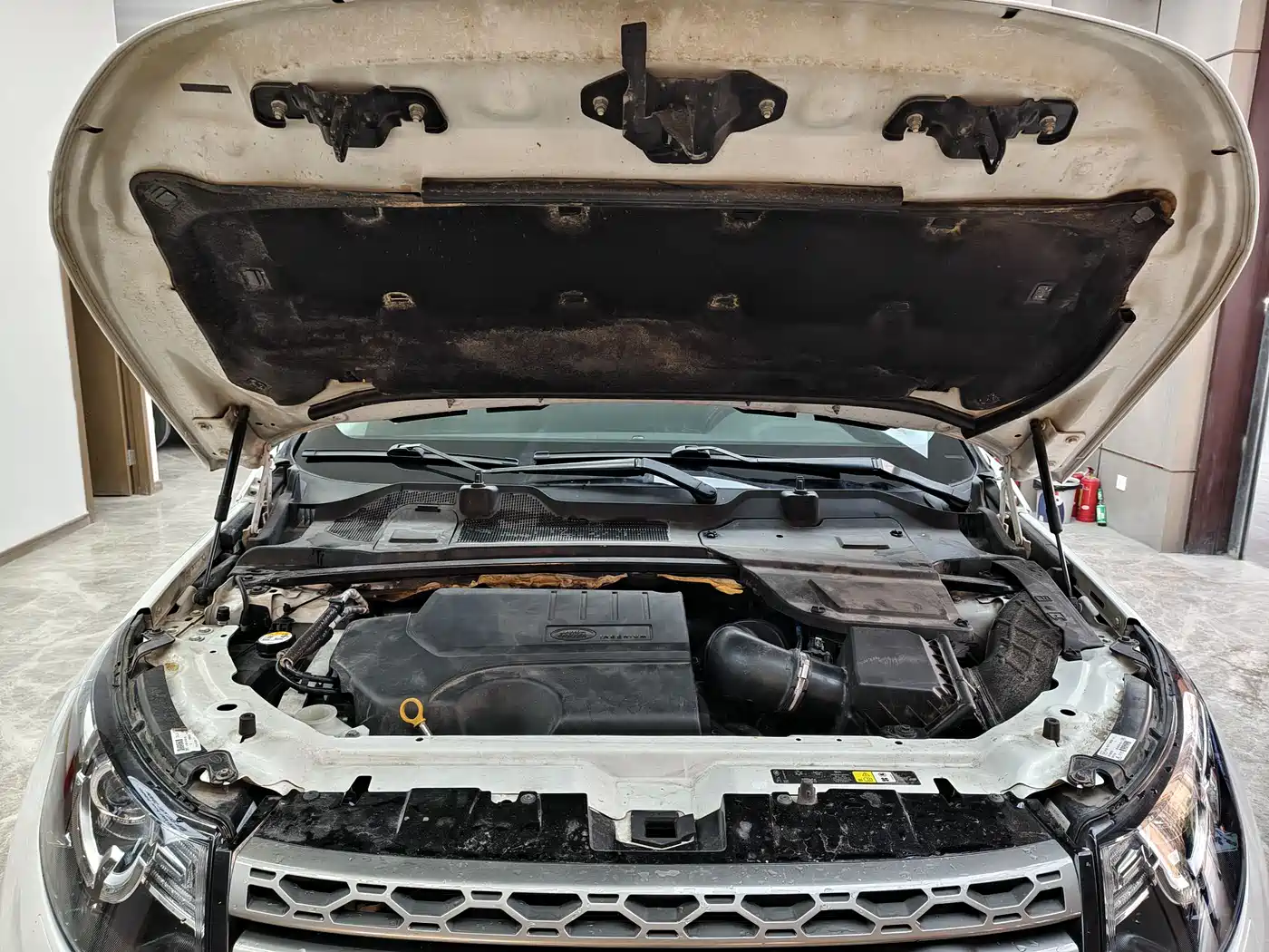Land Rover Discovery Sport 2018 240PS SE Edition фото 22