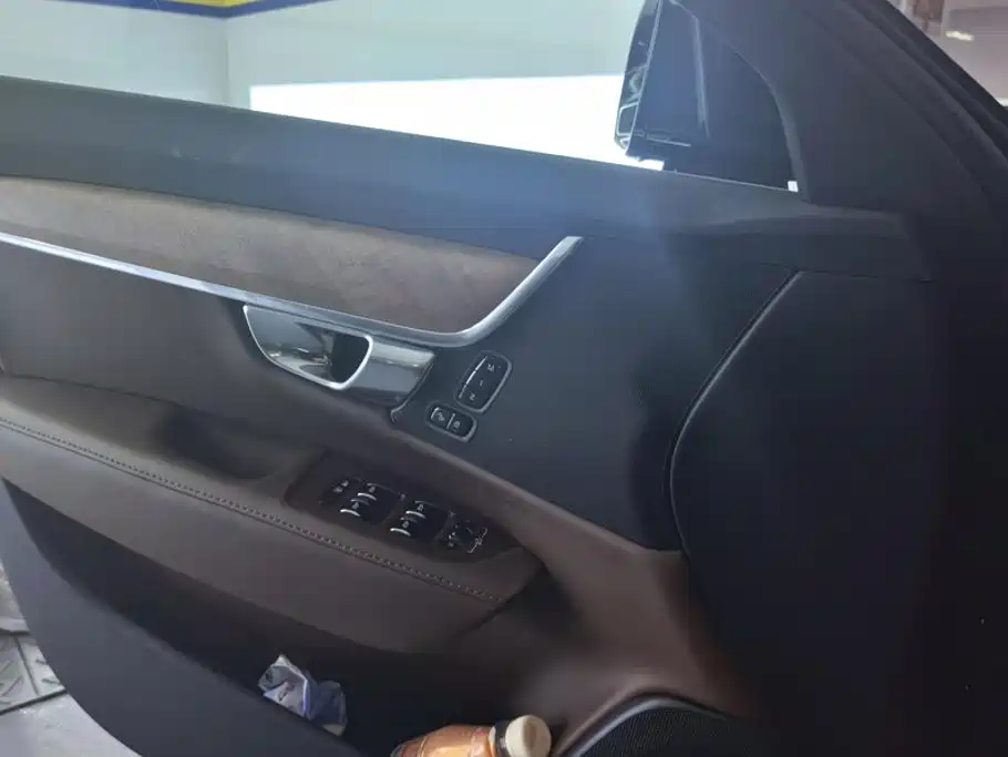 Volvo S90 2025 2025 B5 Zhiyi Luxury Edition