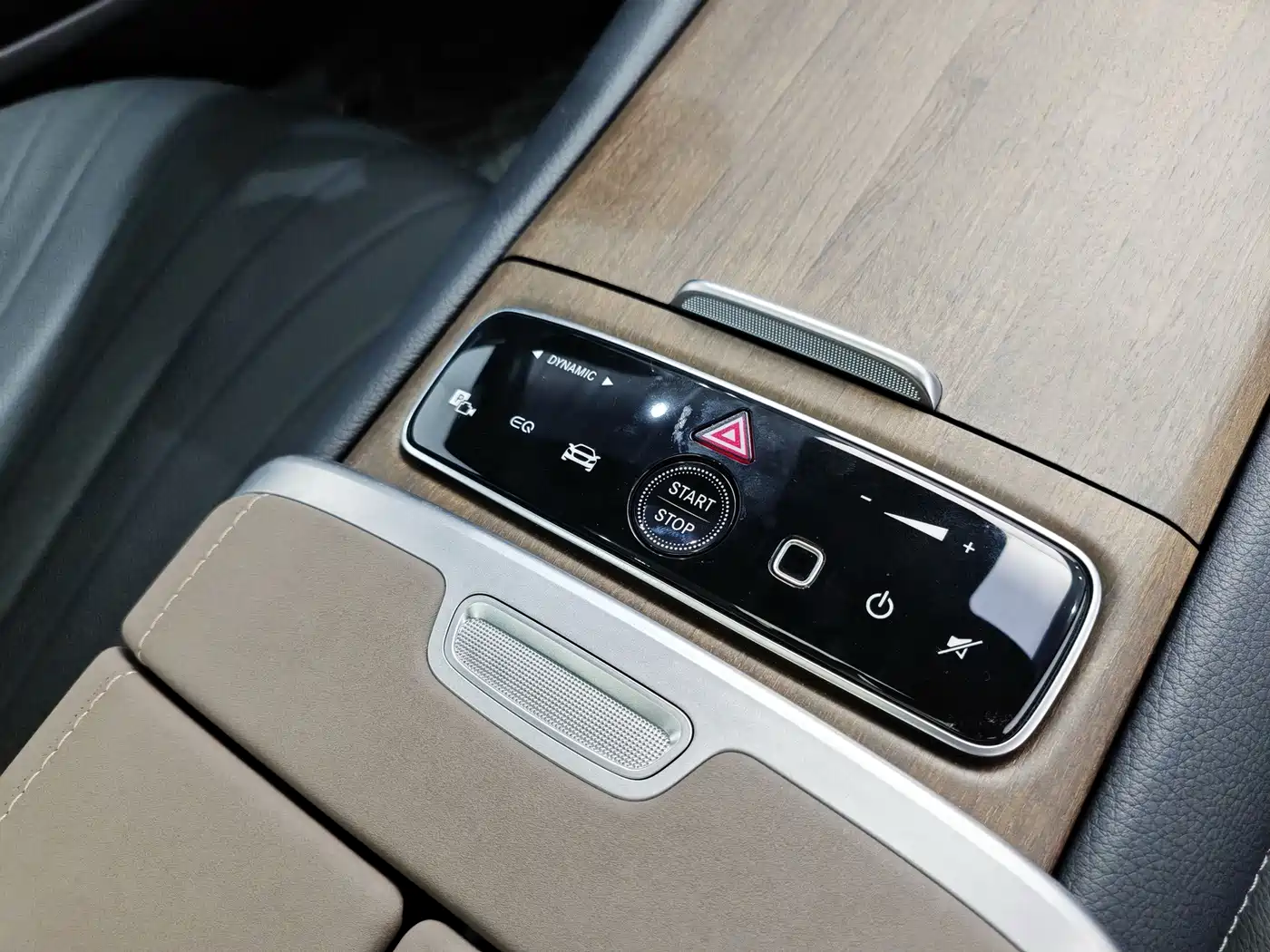 Mercedes-Benz EQS 2025 2022 Model Year Facelift 450+ Pioneer Edition