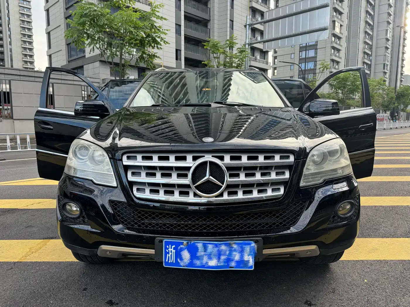 Mercedes-Benz M-Class 2010 ML 350 4MATIC Luxury