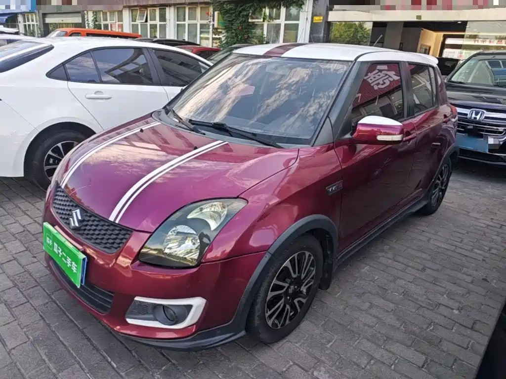 Фото 1 - Suzuki Swift