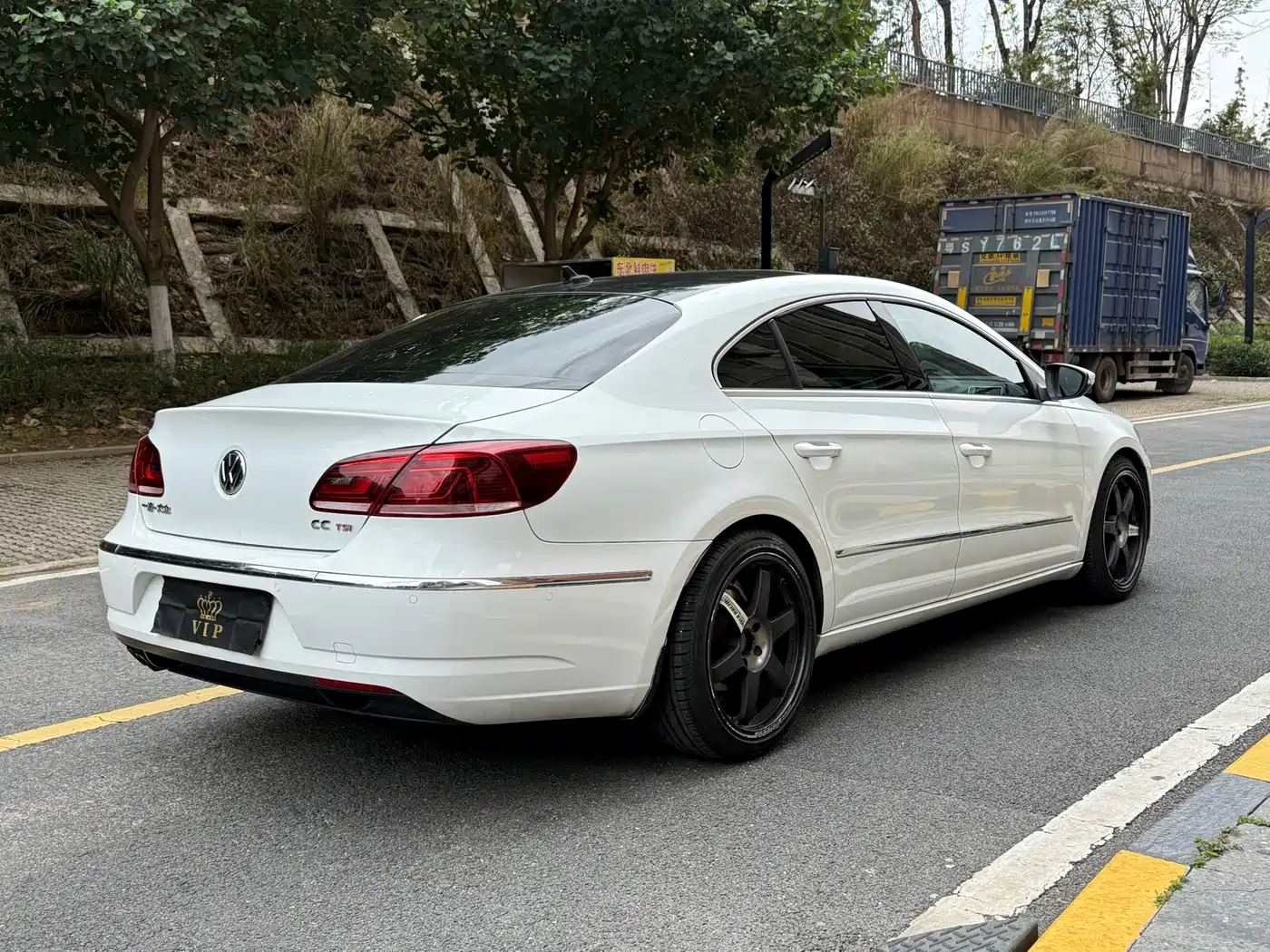 Volkswagen FAW-Volkswagen CC 2015 2.0TSI Luxury фото 6