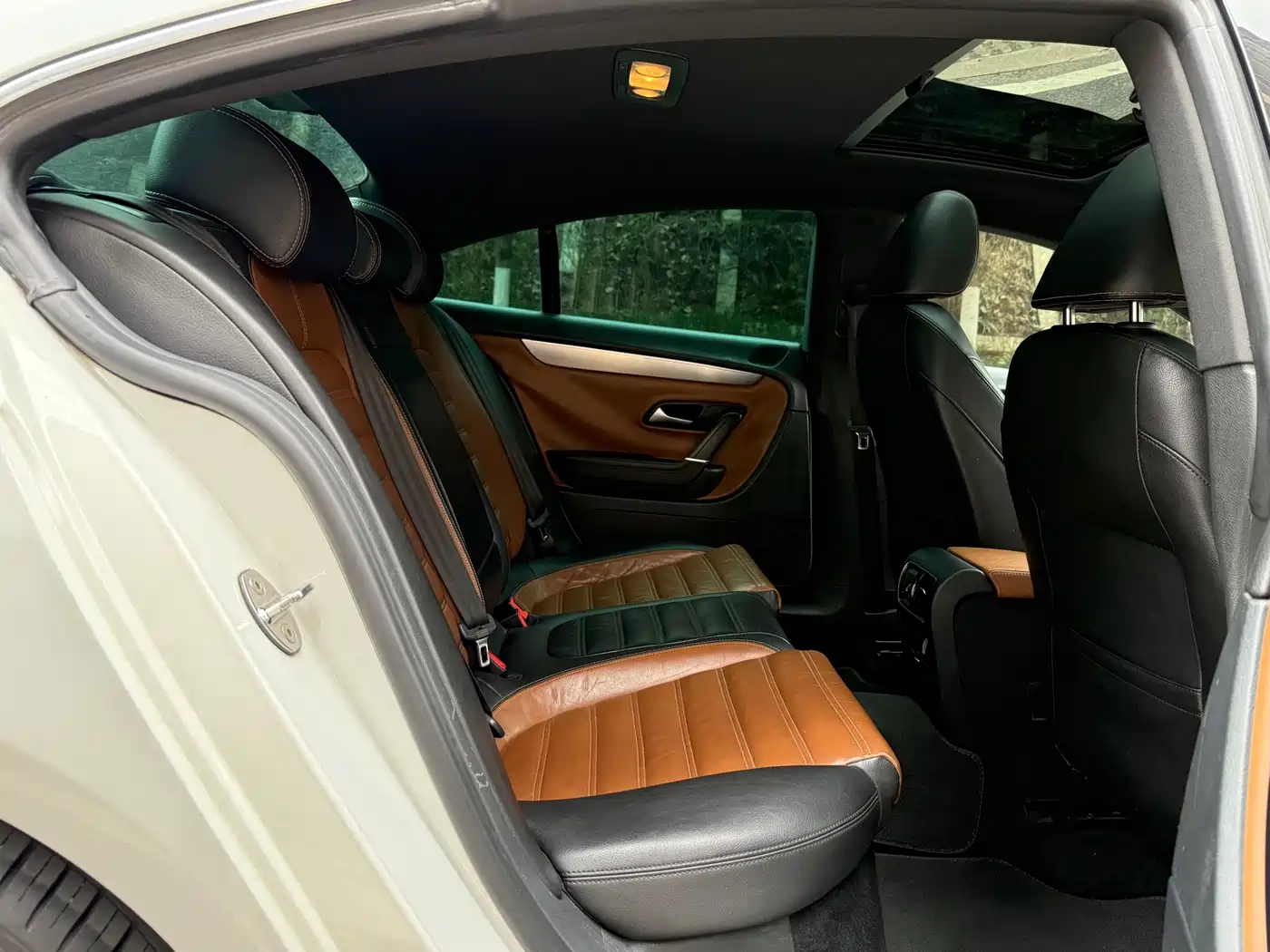 Volkswagen FAW-Volkswagen CC 2015 2.0TSI Luxury фото 13