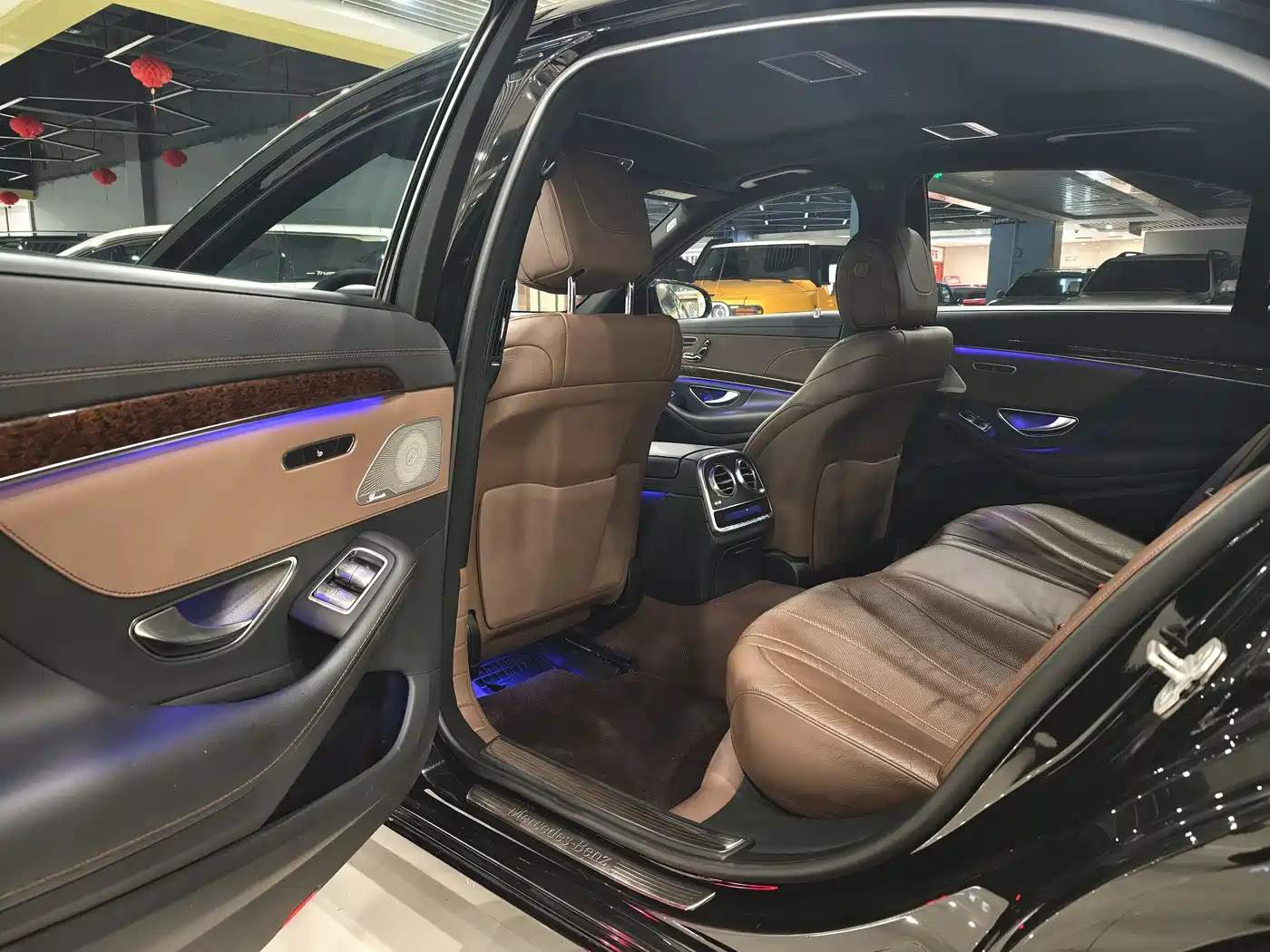 Mercedes-Benz S-Class 2016 S 320 L Luxury фото 6