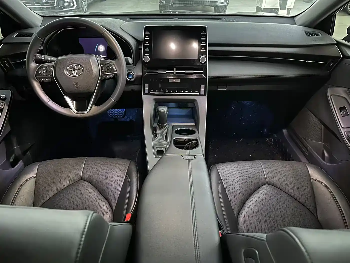 Toyota Avalon 2021 2.5L Luxury Edition фото 6
