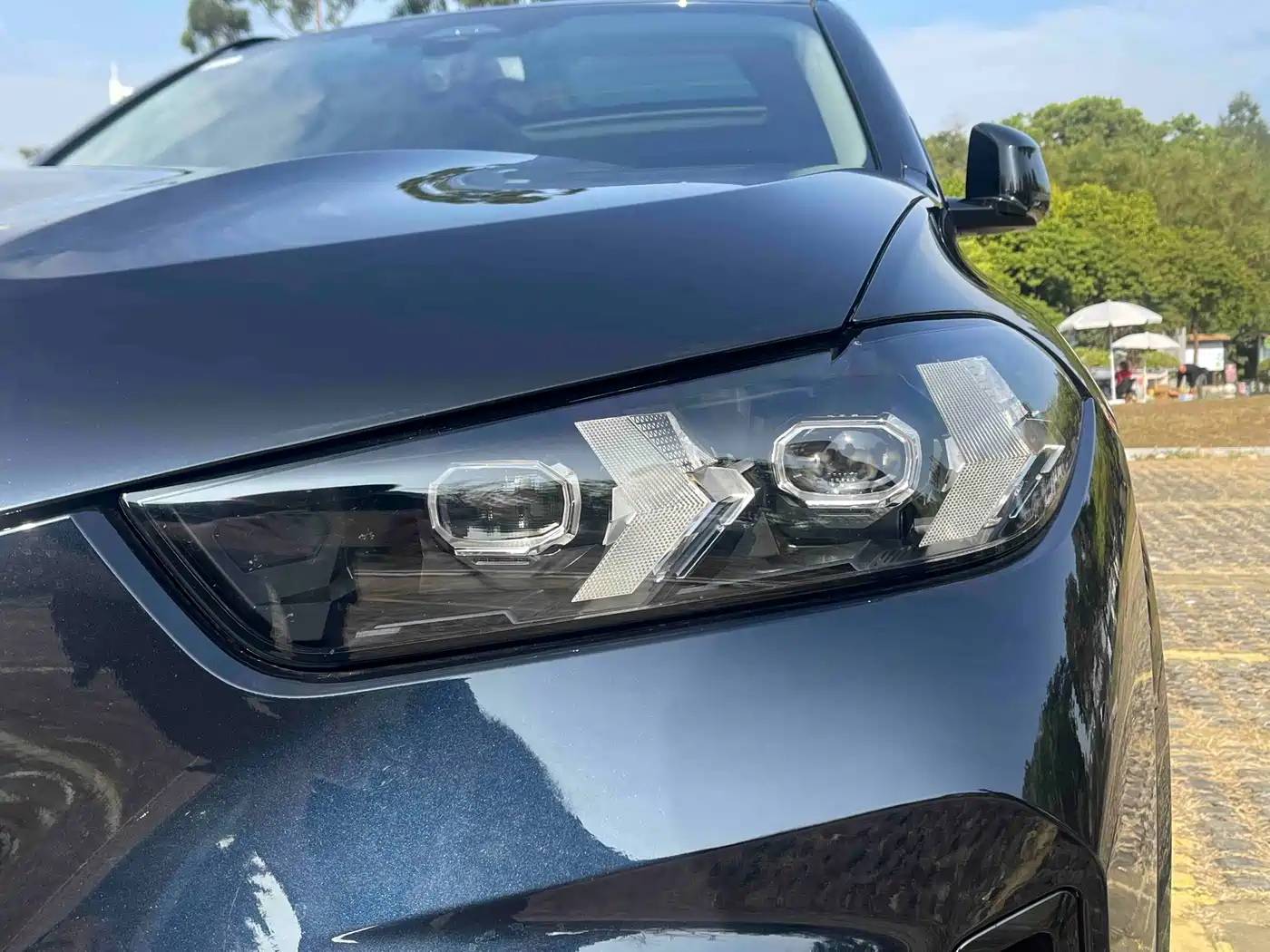 BMW X5 2023 xDrive 30Li Premium M Sport Black Night Package фото 18
