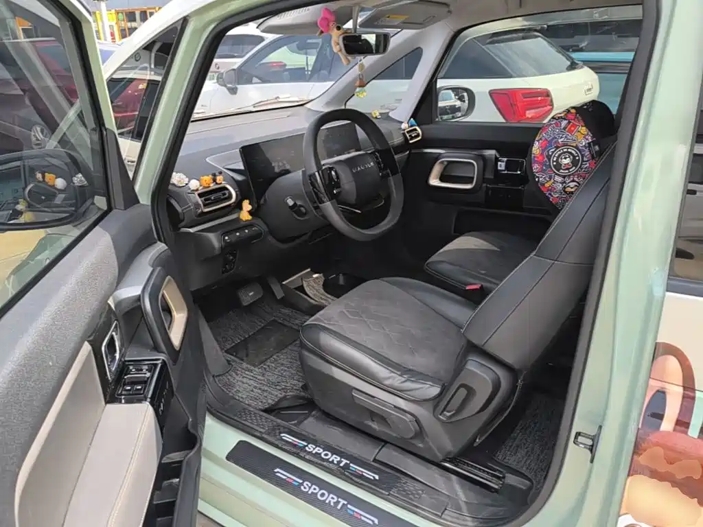 Baojun KiWi EV 2023 2022 Artist Lite Edition LFP