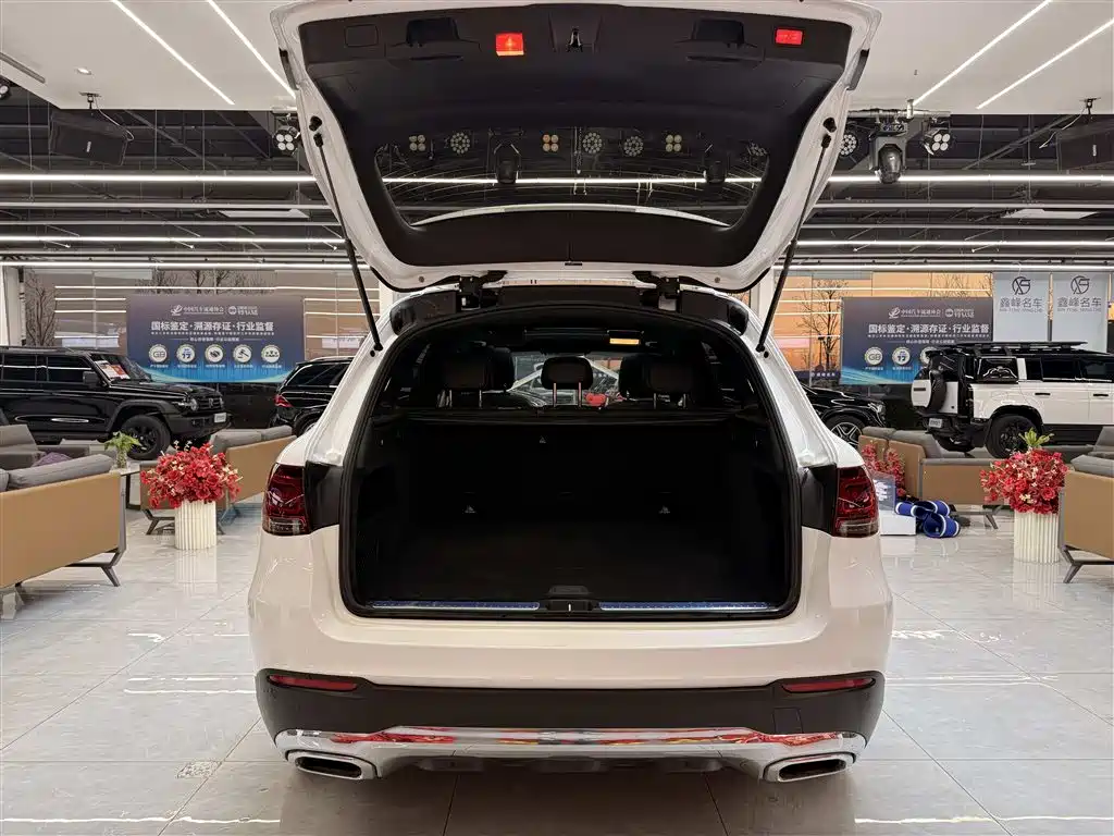 Mercedes-Benz GLC 2020 GLC 260 L 4MATIC Dynamic фото 9