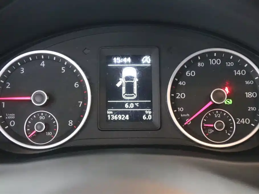 Volkswagen Tiguan 2016 280TSI Automatic 2WD Silk Road Fashion Edition фото 7