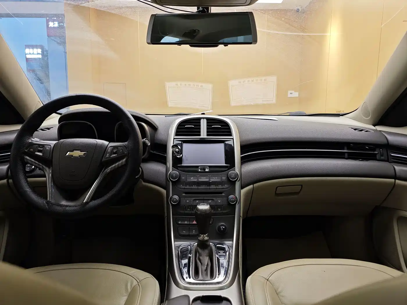 Chevrolet Malibu 2013 2.0L Automatic Luxury Edition фото 19