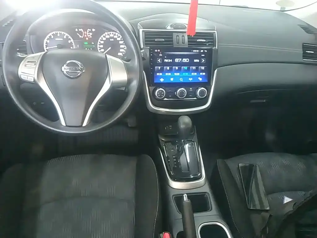 Nissan Tiida, миниатюра 10