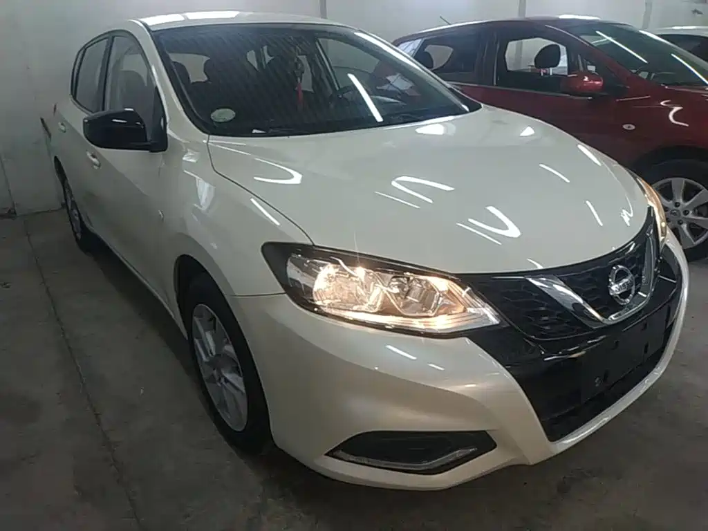 Nissan Tiida, миниатюра 4