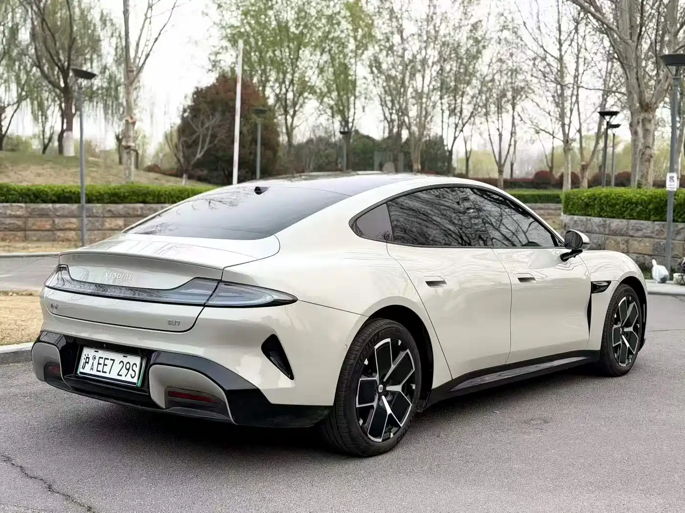 XIAOMI CAR XIAOMI SU7