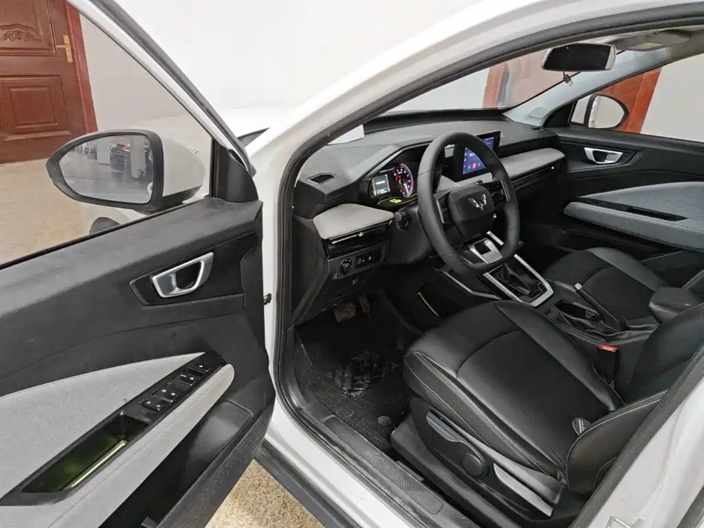 Wuling Motors Wuling Xingchi 2024 2022 1.5L CVT Fun Edition