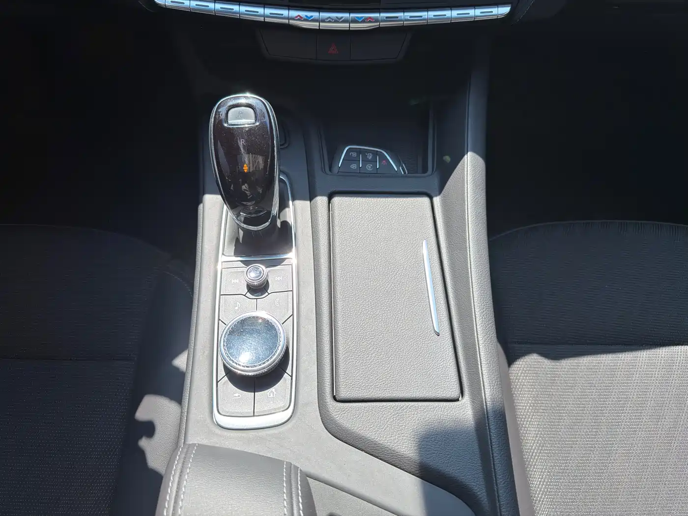 Cadillac CT5 2022 28T Fashion Edition фото 30