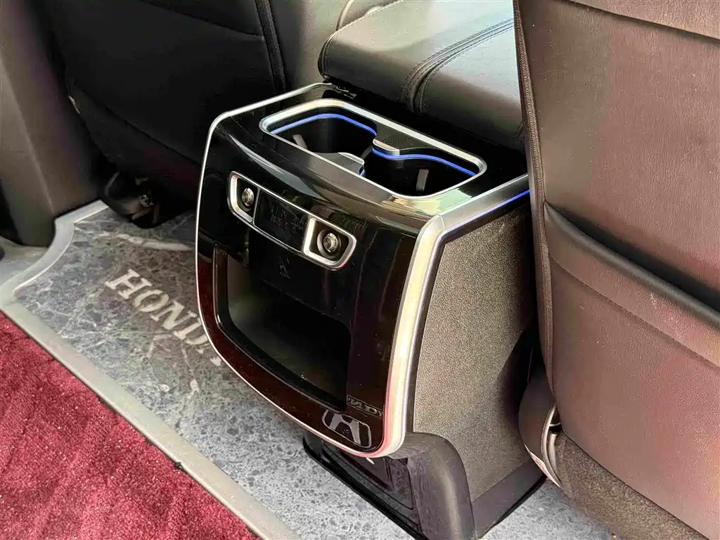 Honda Elysion 2024 2024 2.0L e:HEV Luxury Edition