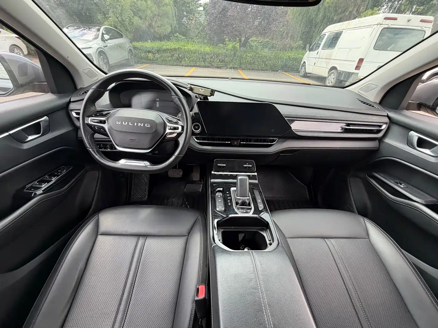 Wuling Motors Wuling Victory 2021 2020 1.5T CVT Flagship Business Class