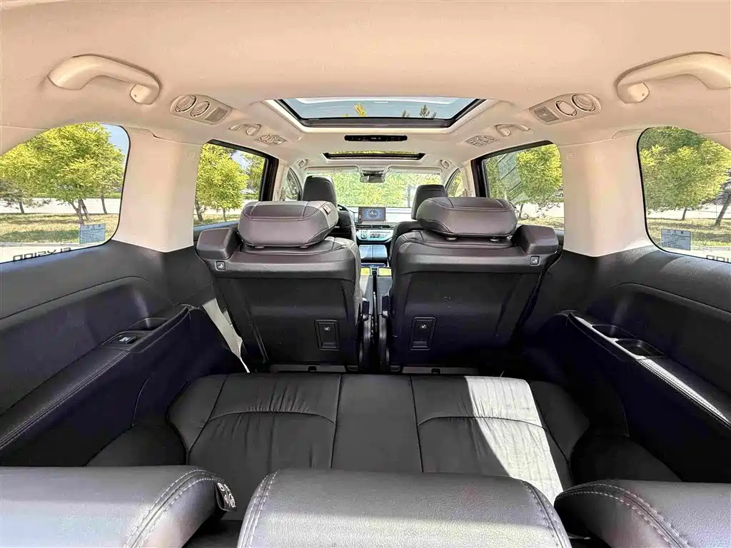 Honda Elysion 2024 2024 2.0L e:HEV Luxury Edition